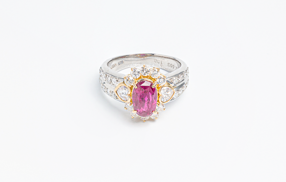 プラチナ/K18コンビ　ルビーリング　R2.6Ct