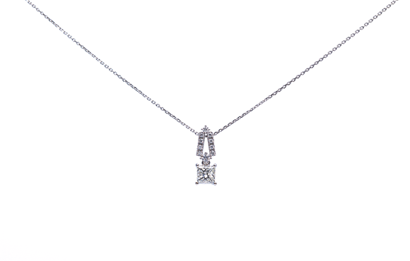 TASAKI K18WG台ペンダントネックレス
