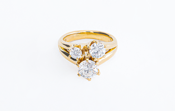 K 18ダイヤリング　D 1.048Ct D 0.511Ct D 0.211Ct