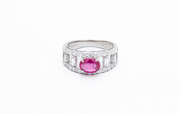 プラチナ　ルビーリング　R 1.51Ct D 1.20Ct