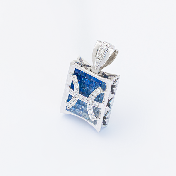 YUKIZAKI サファイヤペンダントネックレス　S 2.50Ct D 0.22Ct