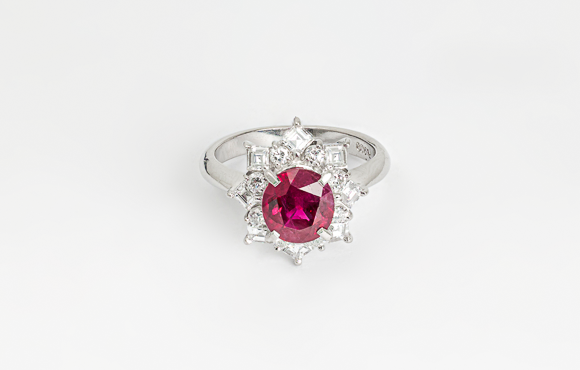プラチナ　ルビーリング　R 1.09Ct D 0.33Ct